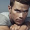 Kellan Lutz Photo