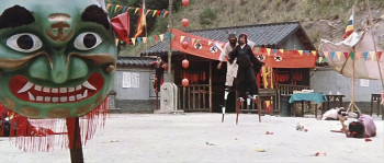 Ninja in the Dragon's Den (1982) download