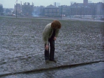 That Sinking Feeling (1979) download